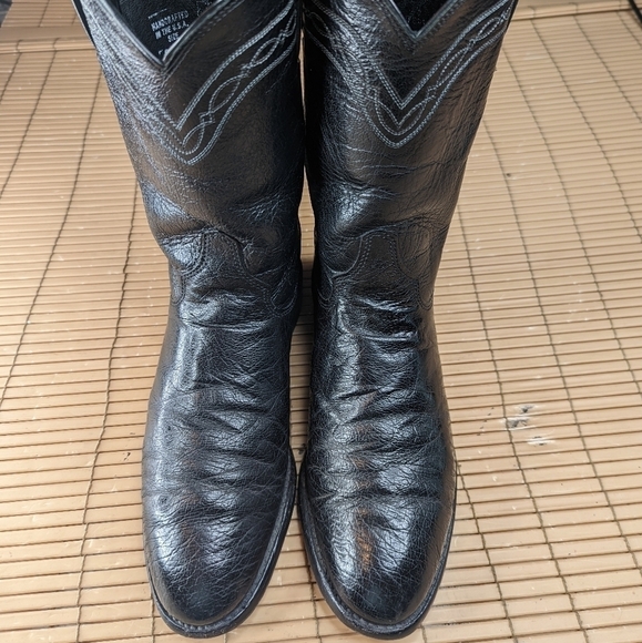 Justin Boots, Black, Exotic Smooth Ostrich Quill leather, Ropers, Mens Size 8D. - Picture 3 of 10